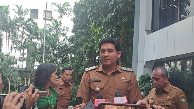 Bupati Indramayu Lucky Hakim 