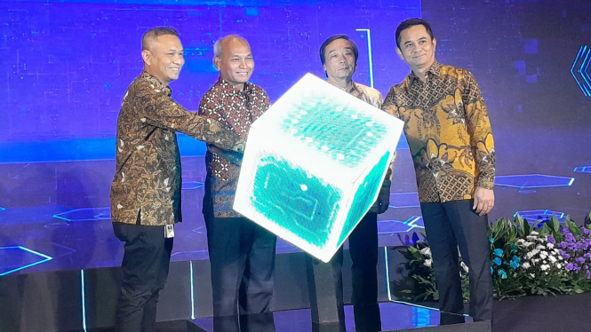 Kepala SKK Migas, Djoko Siswanto bersama jajaran petinggi Inpex Masela Ltd., di kawasan Senayan, Jakarta Pusat, Rabu, 9 April 2025