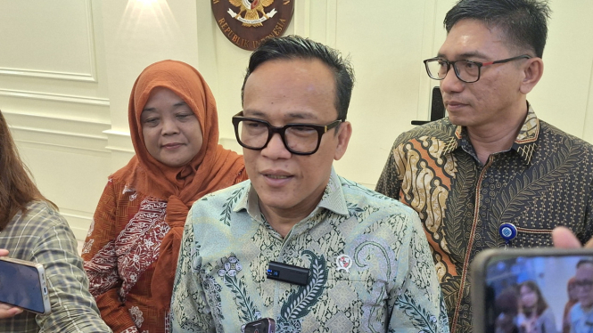 Wakil Menteri Ketenagakerjaan (Wamenaker), Immanuel Ebenezer (Noel) di Kantor Kemnaker, Jakarta