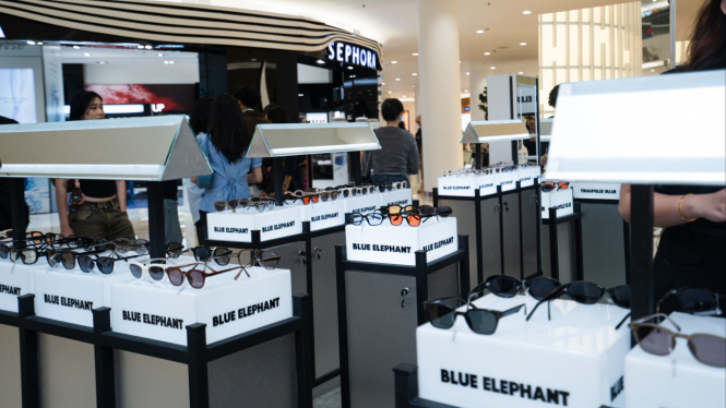 Pop-up store Blue Elephant di Jakarta