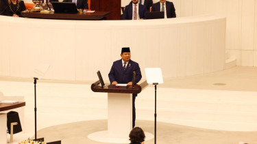 Presiden RI Prabowo Subianto saat berpidato di depan anggota parlemen Turki (sumber foto: Jessica - Biro Pers Sekretariat Presiden)