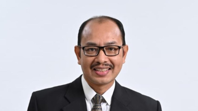 Praktisi Asuransi/Mahasiswa Doktor Manajemen Berkelanjutan, Perbanas Institute