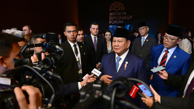 Presiden RI Prabowo Subianto usai menghadiri Antalya Diplomacy Forum (ADF) di Antalya, Turkiye (sumber foto: Muchlis Jr - Biro Pers Sekretariat Presiden)