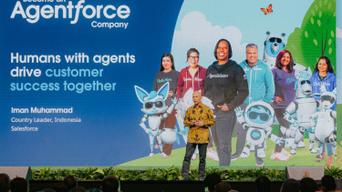 Country Leader Salesforce Indonesia, Iman Muhammad.