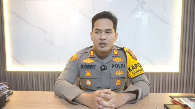 Kapolsek Gunung Putri AKP Aulia Robby Putra