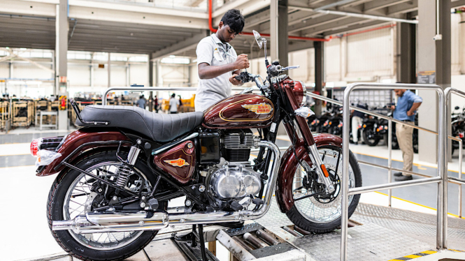 Pabrik Royal Enfield di India