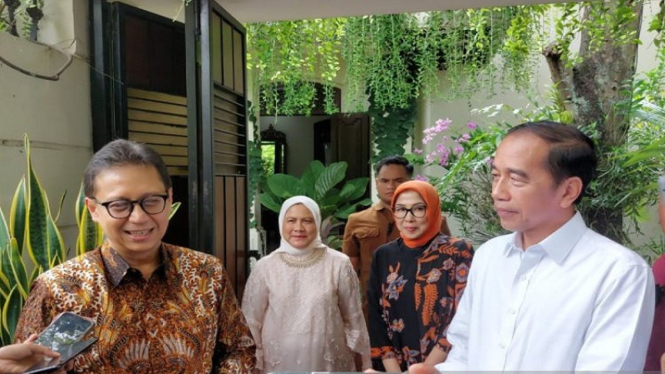 Menteri Kesehatan (Menkes) Budi Gunadi Sadikin sowan ke Jokowi