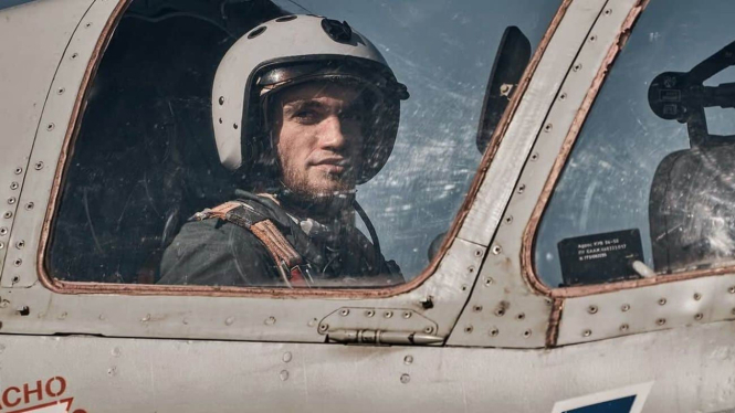 VIVA Militer: Pilot jet tempur F-16 militer Ukraina, Kapten Pavlo Ivanov