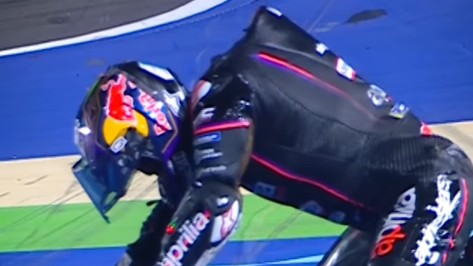 Jorge Martin crash di MotoGP Qatar 2025