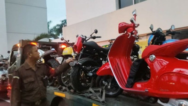 Puluhan motor yang disita kejagung terkait kasus suap hakim.