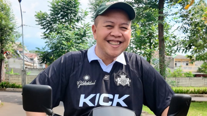 Gilang Gombloh