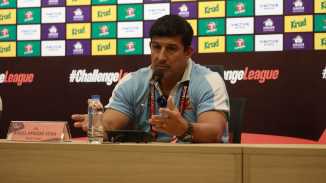 Pelatih Madura United Alfredo Vera