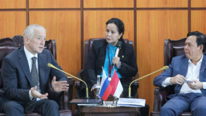  Kunjungan Gubernur Provinsi Tomsk Rusia