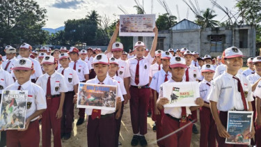 Pelajar SDIT gelar aksi boikot produk yang teralifiasi dengan Israel.