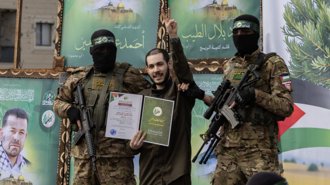 VIVA Militer: Warga Israel yang disandera kelompok Hamas Palestina