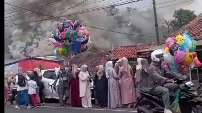Pesta Pernikahan di Tasikmalaya Bubar Gegara Kebakaran