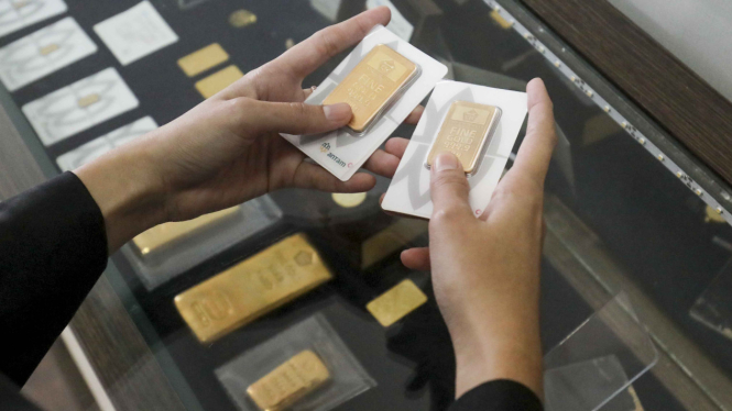 Harga Emas, Logam Mulia