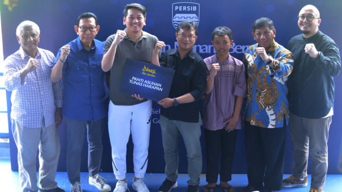 Persib Gelar Halal Bihalal dan Santunan Kepada Panti Asuhan di Stadion Gelora Bandung Lautan Api (GBLA) 