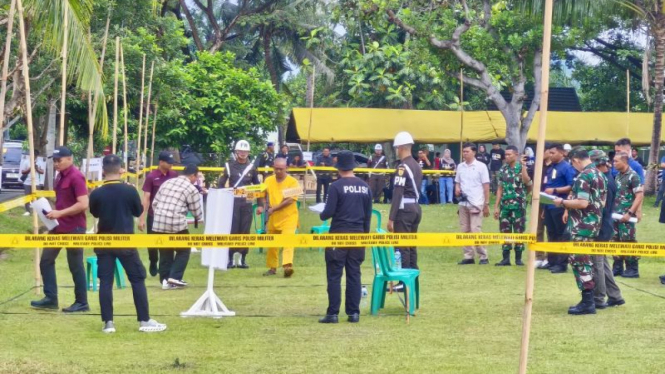 Rekonstruksi pembunuhan Anggota Polri di arena sabung ayam, lampung