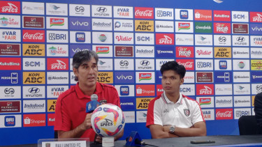 Pelatih Bali United, Stefano Cugurra (foto: Dede Idrus) 