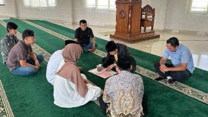 Tersangka AS nikahi kekasihnya di Polres Metro Jakarta Pusat (dok. istimewa)