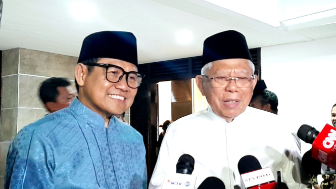 Cak Imin dan KH Maruf Amin dalam acara halalbihalal di kompleks Widya Chandra, Jakarta, Minggu, 20 April 2025