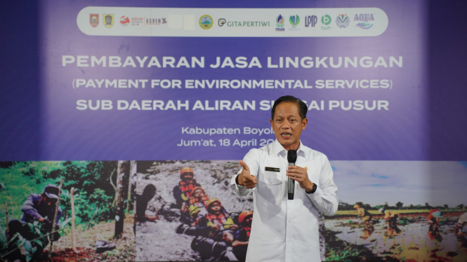 Kunjungan Menteri Lingkungan Hidup di Wilayah Konservasi DAS AQUA