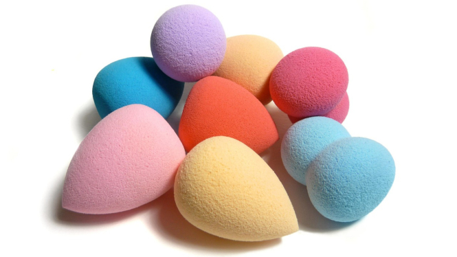 Sponge Makeup