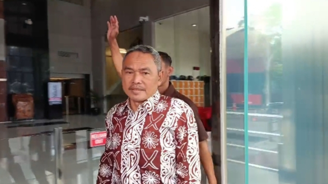 Anggota DPR RI fraksi NasDem, Satori usai diperika KPK soal kasu dugaan korupsi dana CSR Bank Indonesia