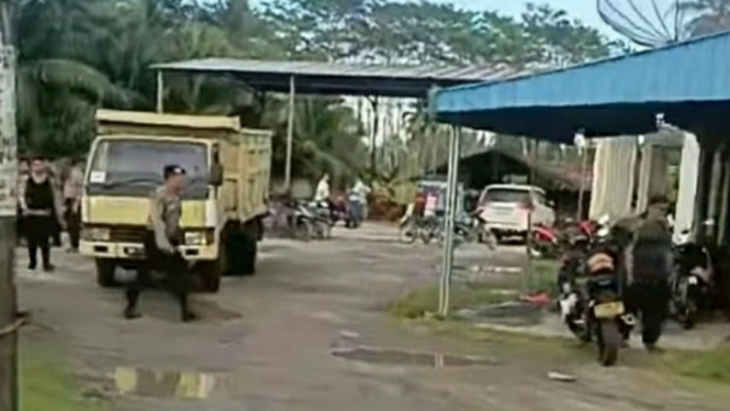 Lokasi perjudian sabung ayam, yang digrebek oleh Polres Asahan.