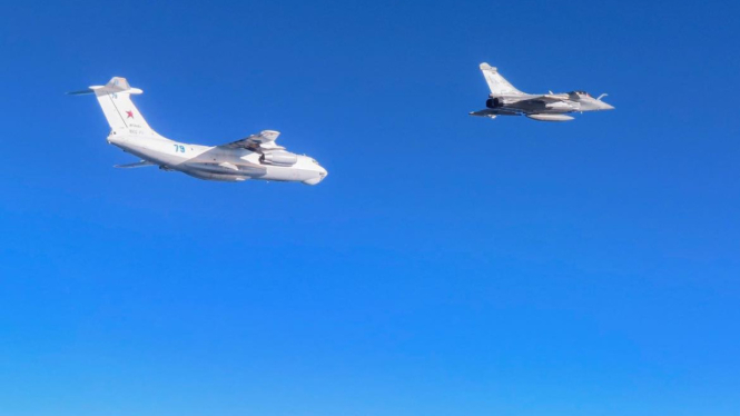 VIVA Militer: Jet tempur Eurofighter Inggris cegat pesawat mata-mata Rusia