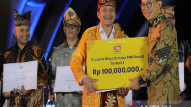 Menteri Kebudayaan RI Fadli Zon dan Wakil Gubernur Kalimantan Selatan Hasnuryadi