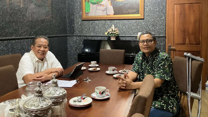 Dr Anang Iskandar dan Dr (CD) Singgih Tomi Gumilang