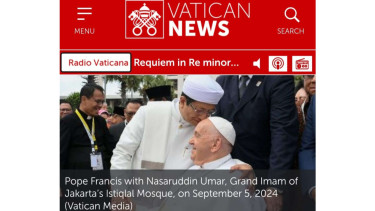 Foto dahi Paus Fransiskus Dicium Nasaruddin Umar dimuat di media Vatikan