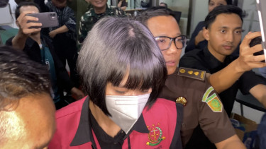 Satu tersangka yang juga advokat kasus vonis lepas perkara minyak goreng, Marcella Santoso (MS).