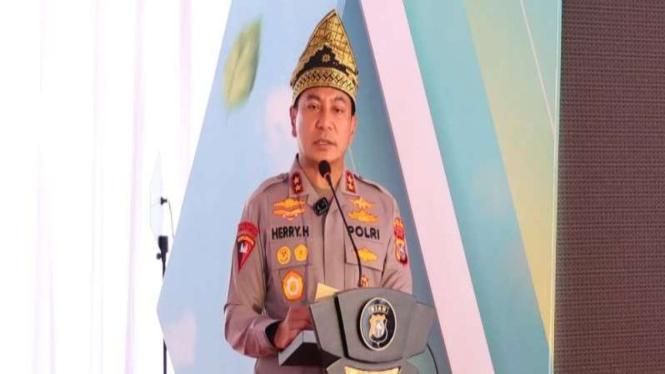 Kapolda Riau Irjen Pol Herry Heryawan.