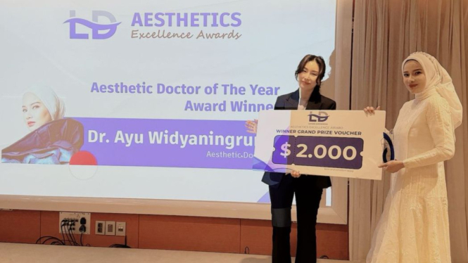 dr. Ayu Widyaningrum, MM, Magister AAAM, dan Magister IBAM