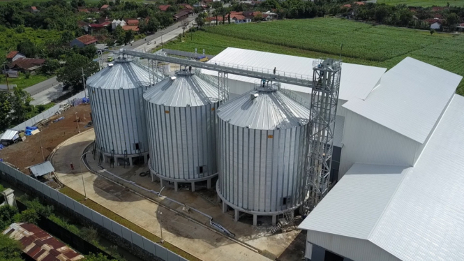 Penggilingan padi modern [Humas Waskita Karya]