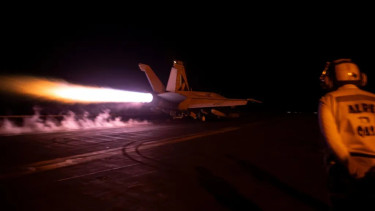 VIVA Militer: Jet tempur Boeing F/A-18 Super Hornet militer Amerika Serikat