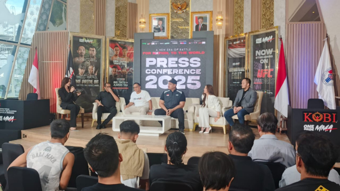 Acara Jumpa Pers One Pride MMA 86 di Kantor Kemenpora