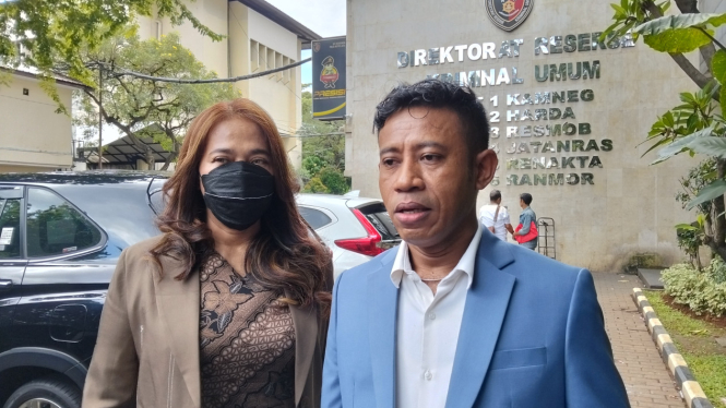 Pengacara korban Pelecehan Eks Rektor UP, Amanda Mantovani dan Yansen Ohoirat