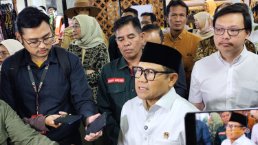 Menko bidang Pemberdayaan Masyarakat, Muhaimin Iskandar alias Cak Imin di Kompleks Parlemen, Senayan, Jakarta Pusat 