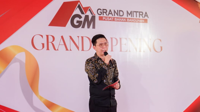 Grand Mitra.