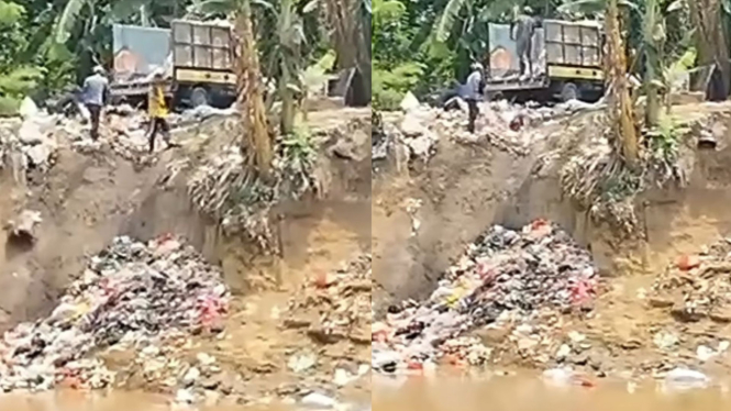 Mobil Bak Buang Sampah ke Kali Bekasi