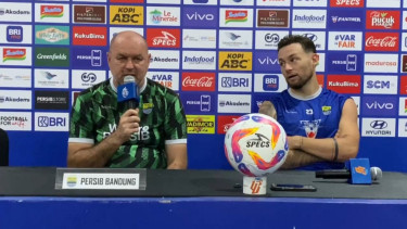 Pelatih Persib, Bojan Hodak dan Marc Klok (foto: Dede Idrus) 