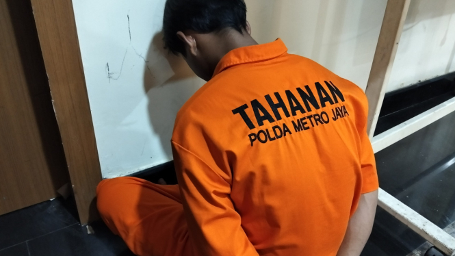 Nana alias Ragil (23), pria yang menghabisi Al- Bashar (32), yang jasadnya ditemukan terbungkus karung di pinggir Jalan Daan Mogot KM 21, Batuceper, Kota Tangerang, Banten.