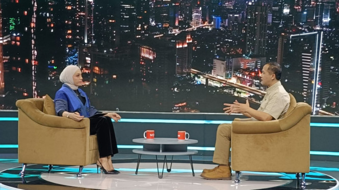 Menteri Transmigrasi, M Iftitah Sulaiman Suryanagara dalam acara one on one di tvOne