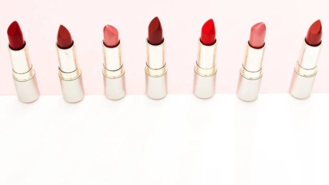 Ilustrasi lipstik