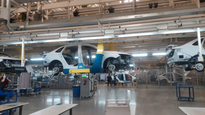 Pabrik mobil Geely di China