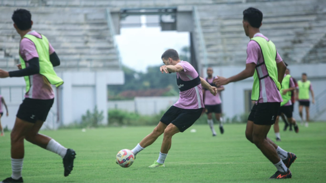 Latihan Persik Kediri (Sumber: Official Persik)